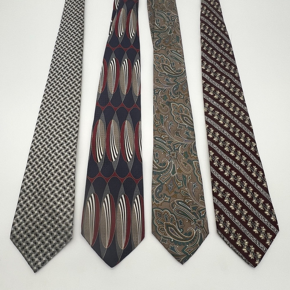 Geoffrey Beene‎ Ties Lot Of 4